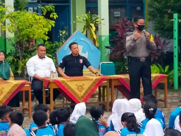 SDN 08 kelurahan VI Suku Kota Solok Sosialisasikan Bahaya Bully di Medsos
