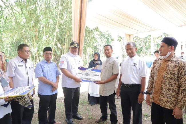 Kelompok Budidaya Ikan (Pokdakan) Gawan Saiyo Terima Paket Bantuan Budidaya Ikan Sistem Bioflok