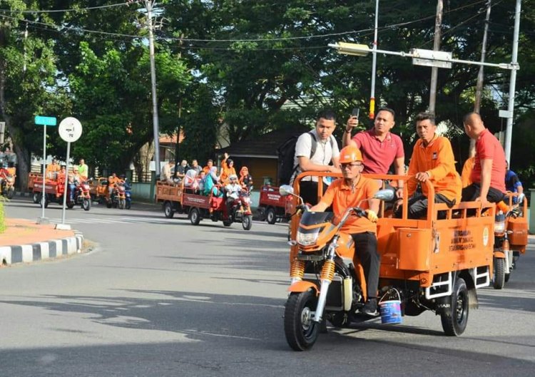 Wali Kota Hendri Septa Canangkan " Padang Bergoro "