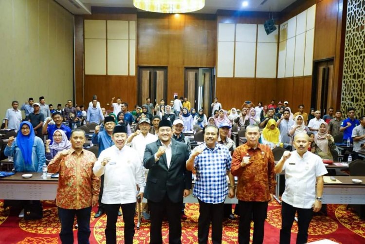 Pemkab Tanah Datar Selenggarakan Pendidikan Politik. Hilangkan Image Politik Itu Kejam 