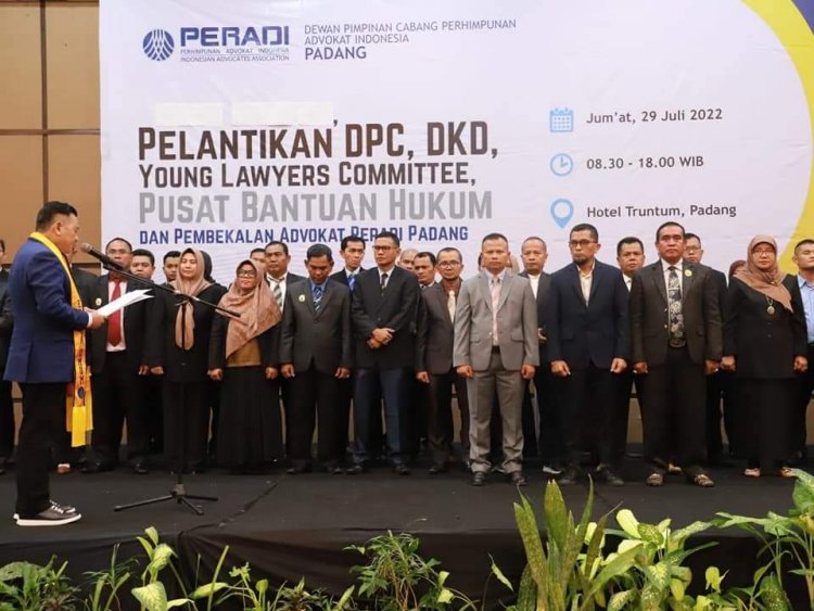 Kepengurusan DPC Peradi Padang Periode 2022 - 2027 Dikukuhkan