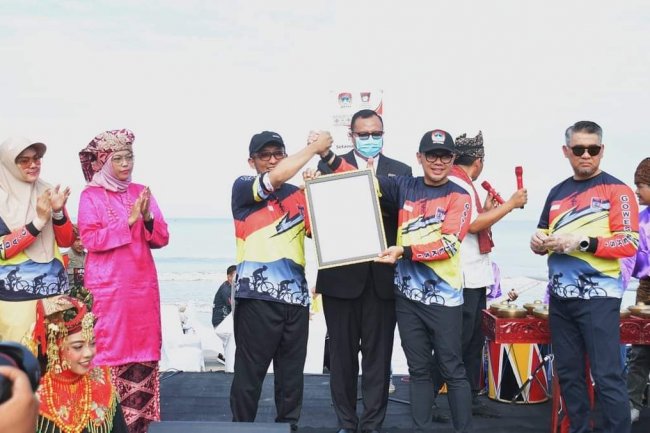 Masuk Rekor Muri, Teh Talua Jadi Minuman Menasional di Buat Oleh 95 Wali Kota se Indonesia 