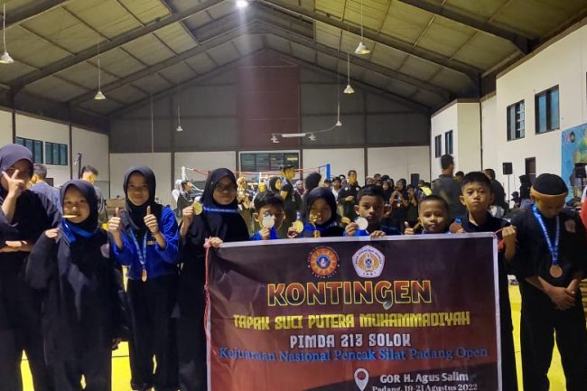 Perguruan Silat Tapak Suci Solok Raih 10 Medali di Kejurda Padang