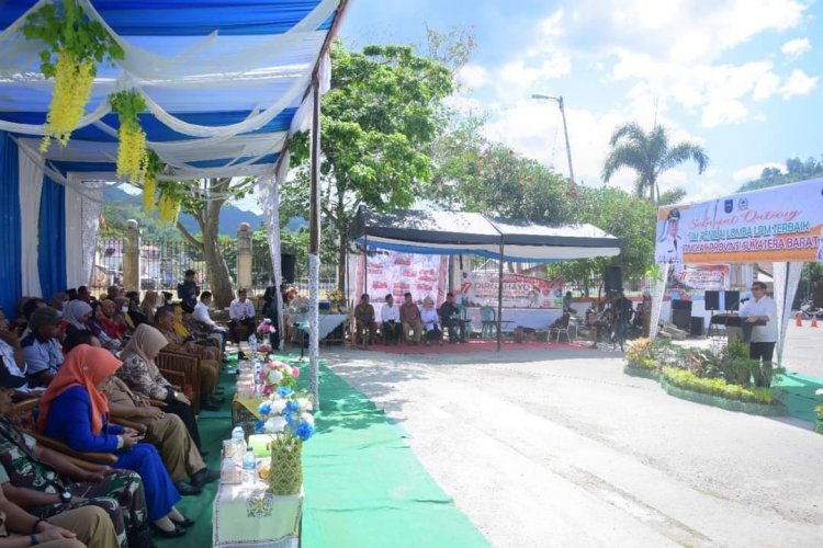 Tim Provinsi Sumatera Barat Nilai LPM Kelurahan Tanah Lapang Sawahlunto