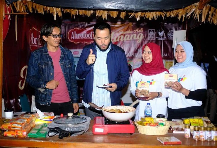 Sushi Randang Kominfo Pemenang Lomba Rendang Kreatif Forkraf Padang Panjang 