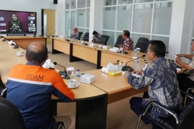 Pemko Padang Panjang Ikuti Webinar Stranas Pencegahan Korupsi Dilingkungan BUMD