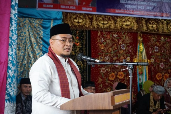 Hadiri Penlantikan LKAAM dan Bundo Kanduang, Ini Pesan Richi Aprian