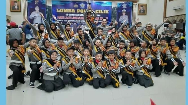 Madrasah Ibtidaiyah Rahmah El Yunussiyyah Runner Up Lomba Polisi Cilik se-Sumbar 