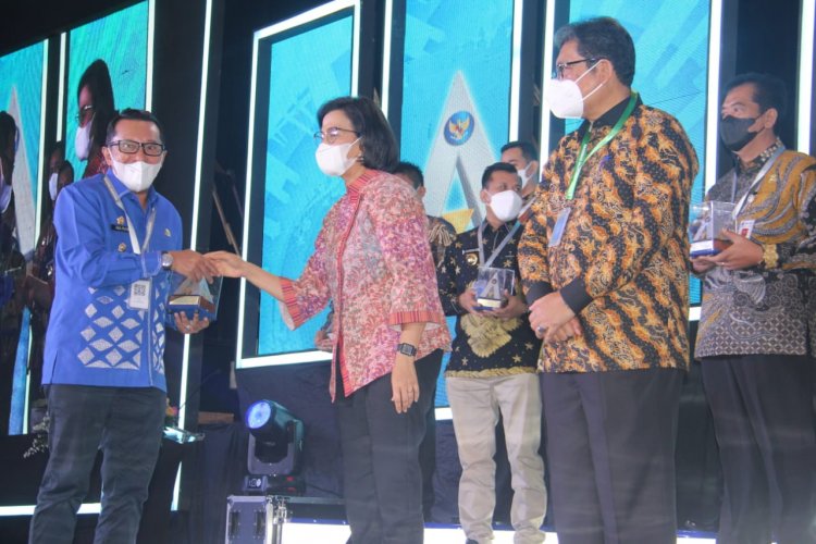 Tanah Datar Satu-satunya Kabupaten/Kota di Sumbar yang Terima Penghargaan dari Menteri Keuangan