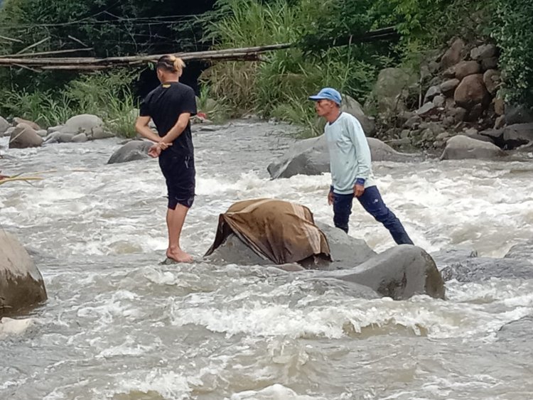 Warga Kecamatan Hiliran Gumanti Dikagetkan dengan Penemuan Mayat di Sungai Batang Gumanti Sariak Alahan Tigo