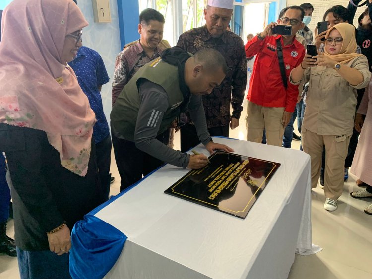 Disambut Nelayan Antusias, Wagub Sumbar Resmikan UPTD Pelabuhan Perikanan PPI Air Bangis Pasaman
