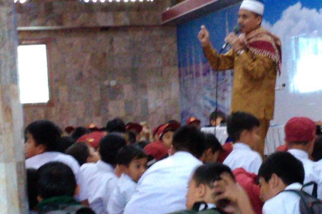 Jangan Berharap Masuk Surga Walaupun Naik Haji Tiap Tahun