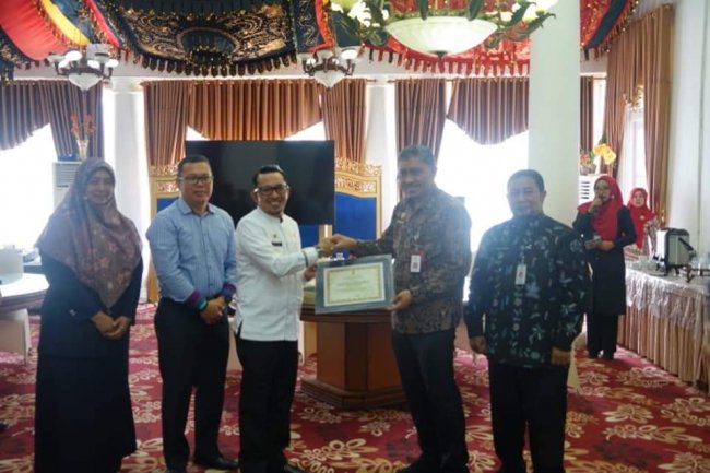 Tiga Balai Penelitian Kementan RI Terima Penghargaan Dari Pemkab Tanah Datar 