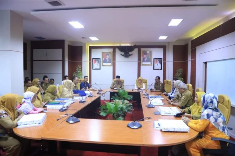  9 ASN Pemko Solok Di Lepas Wali Kota Zul Elfian Umar Memasuki Purna Tugas