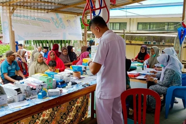 Hari Kesehatan Nasional (HKN) ke-58 Puskesmas Solok Selatan Berikan Pelayanan Langsung