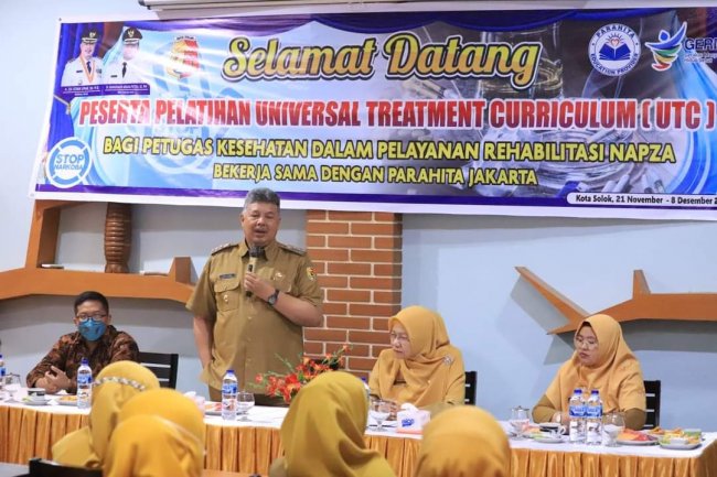 Petugas Kesehatan Kota Solok Ikuti Pelatihan UTC 