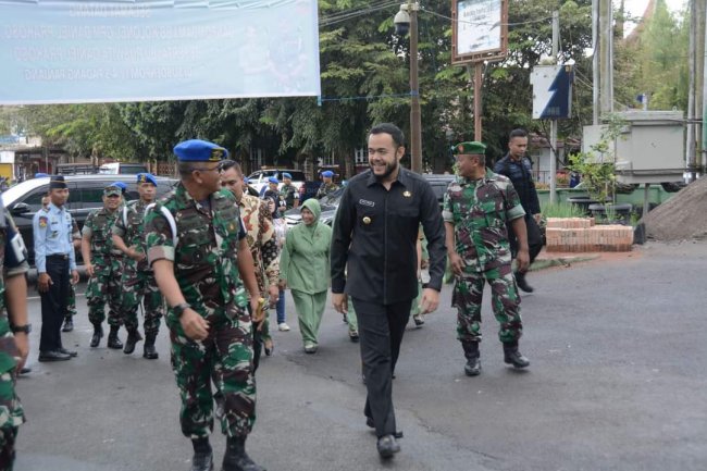 Direhab Pemko, Danpomdam I Bukit Barisan Datang Berkunjung 