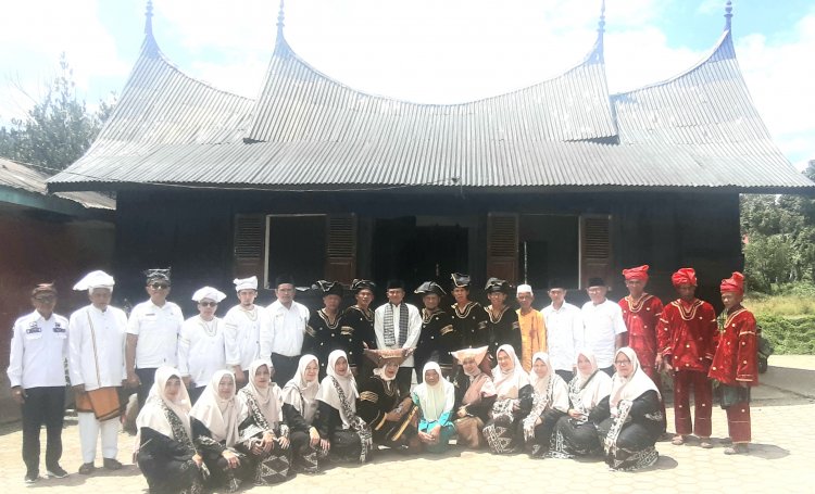 Pakaian Adat Nagari Talang Babungo Di Dokumentasikan Disparbud Kabupaten Solok 