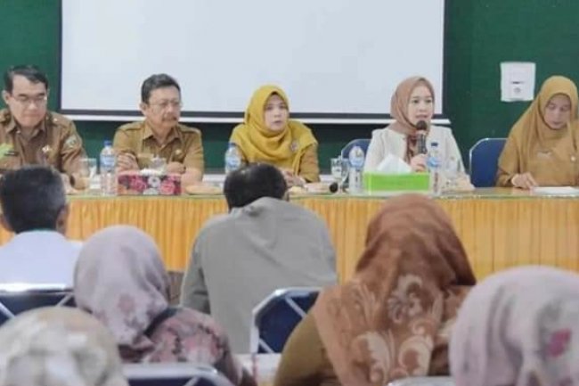 Pemko Padang Panjang Terus Intervensi Baduta Stunting Dengan Makanan Tambahan 