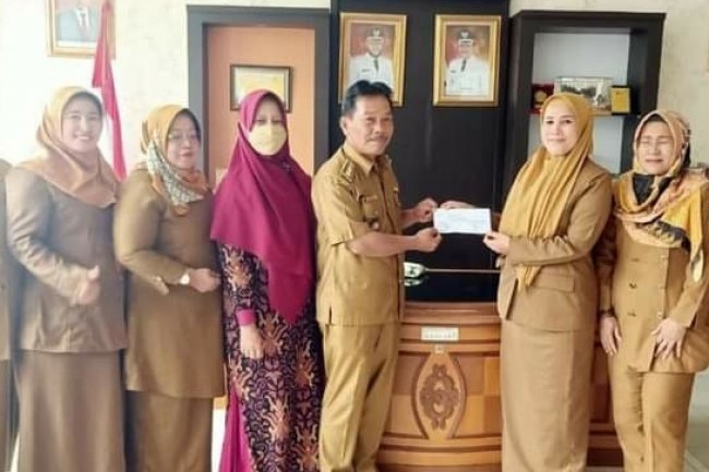 Atasi Stunting RSUD Padang Panjang Salurkan Bantuan di Kelurahan Ganting 