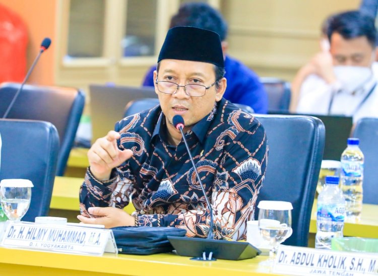 Pasal Kumpul Kebo Di KUHP Jadi Sorotan Asing. Senator Indonesia: Apakah Kita Akan Legalkan Perzinahan