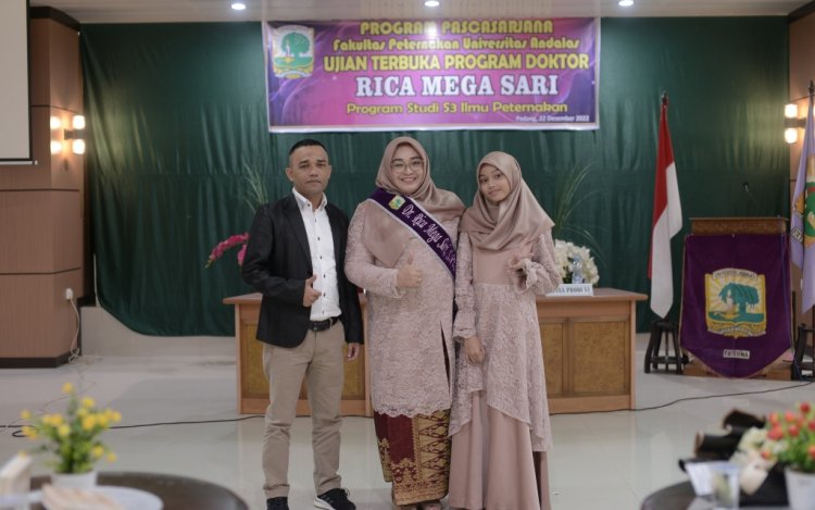 Lulus Ujian Terbuka, Rica Mega Sari Menjadi Doktor ke 16 UMMY Solok 