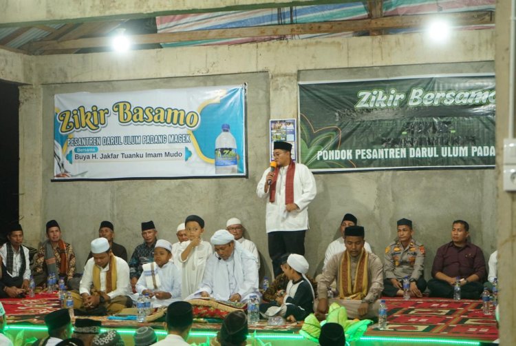 Zikir Bersama Ponpes Darul Ulum Padang Magek, Richi Sampaikan Apresiasi