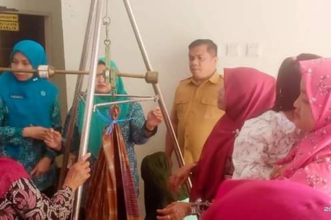 Kecamatan IX Koto Sungai Lasi Laksanakan Vaksin Polio bagi Balita