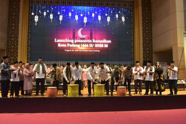 Pemko Padang Kembali Luncurkan Program Pesantren Ramadhan 