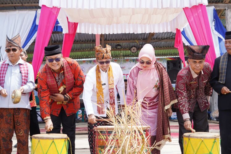 Pembukaan Aua Sarumpun Geopark Festival 2023 Semarak,  Bupati Tanah Datar Sebut Satu Nagari Satu Event Didukung Penuh Masyarakat