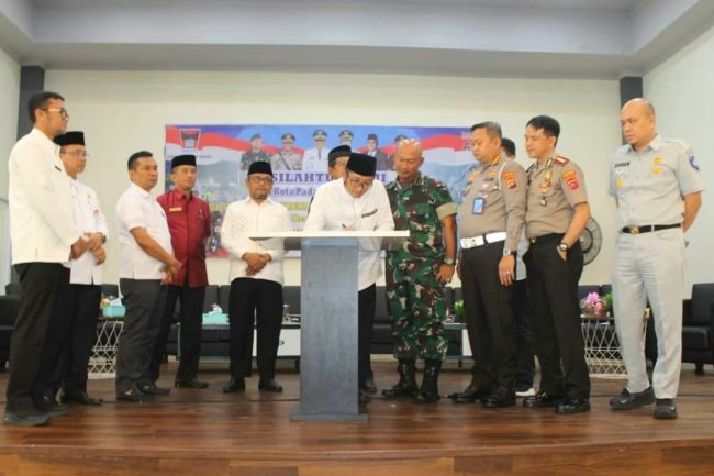 Atasi Kenakalan Remaja Pemangku Kepentingan Kota Padang Sepakati Komitmen Bersama 