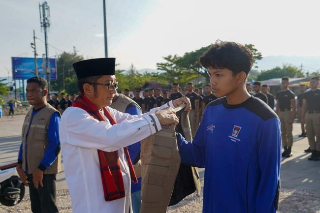 Tidak Buang Sampah Sembarangan, Wako Hendri Septa Luncurkan Inovasi Sipak Santiang