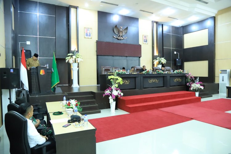 Walikota Solok Jawab Pandangan Umum Fraksi DPRD Terhadap Empat Ranperda