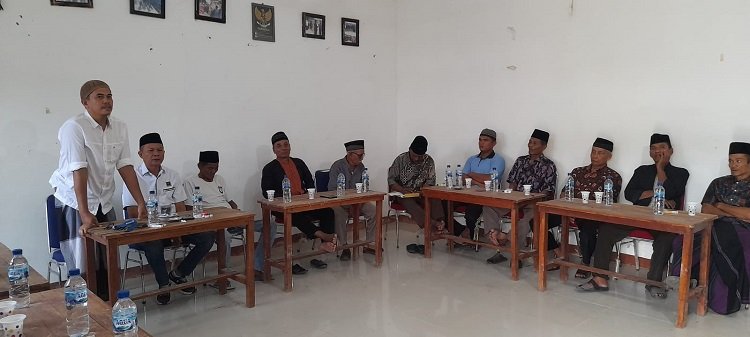 Menuju DPRD Kota Padang, Indra Guswadi  Silaturahmi dengan Masyarakat  Sungai Pisang