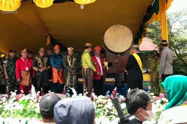Pembukaan Festival Budaya Keraton Paku Negara Tayan, Ini Pesan Wakil Bupati Sanggau