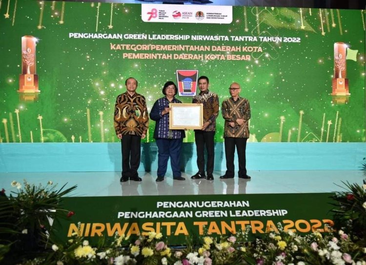 Kota Padang Raih Green Leadership dan Nirwasita Tantra Kementerian KLHK