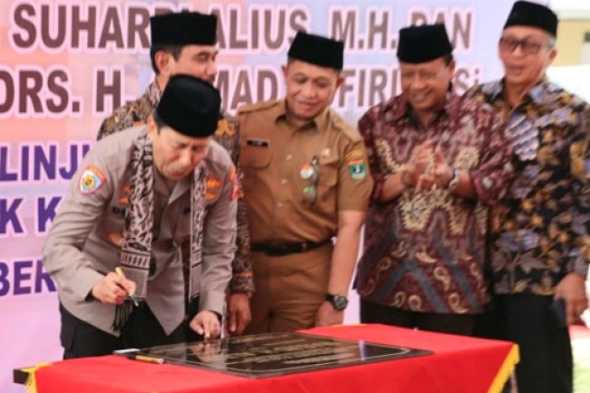 Irwasum Polri Resmikan Masjid H. Alius di Koto Gaek Guguk