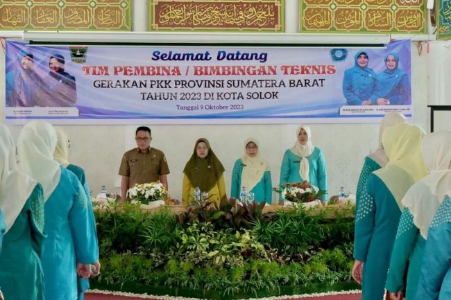 TP PKK Kota Solok Ikuti Bimtek Peningkatan Peran Dan Kapasitas Oleh PKK Provinsi