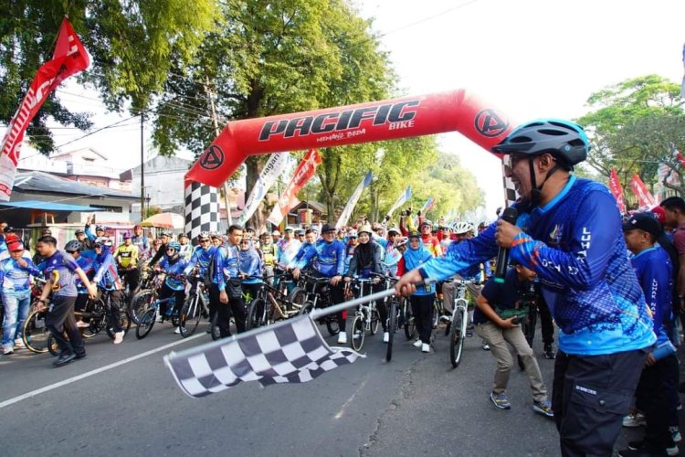 Gowes Bareng Luhak Nan Tuo 2 Banjir Peserta