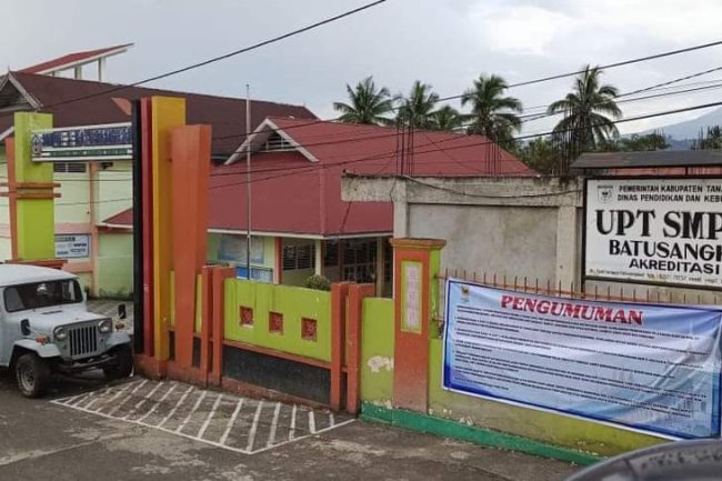 Soal SMP Negeri 2 Batusangkar, Bupati Eka Putra: Jangan Memancing Di Air Keruh 