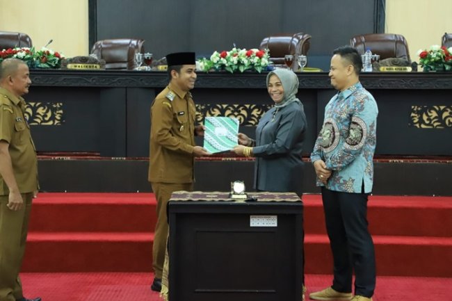 DPRD Kota Solok Setujui Empat Ranperda Menjadi Produk Hukum, APBD Tahun 2024 Disepakati Rp 584, 6 Miliar