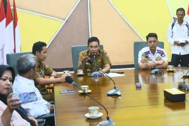 Trans Padang Mogok Operasi