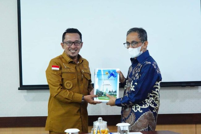 Kabupaten Tanah Datar Tercepat Serahkan LKPD Ke BPK Perwakilan Sumbar