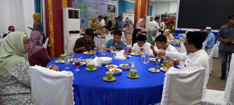 Serti Bermimpi Arif Kurnia dan Keluarga Bermalam di Rumah Dinas Wali Kota Padang
