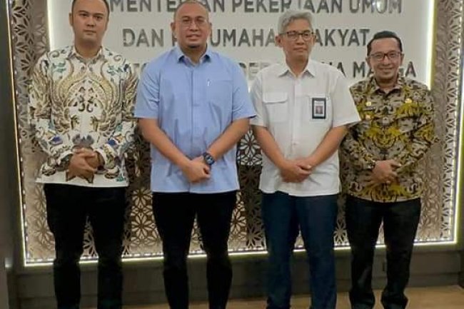 Soal Jalan Andree Rosiade Dampingi Bupati Eka Putra Temui Dirjen Bina Marga Kementerian PUPR RI 