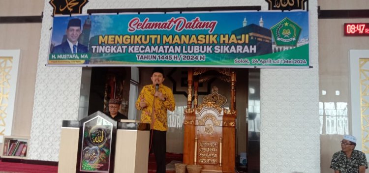 Ramza Husmen Berikan Pembekalan Manasik Haji CJH Kota Solok