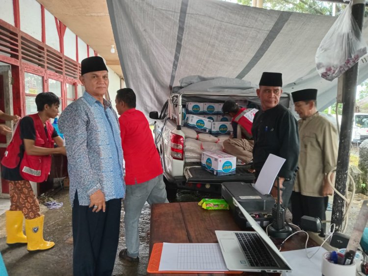 KAN Lubuak Sikarah dan Bundo Kanduang Kota Solok Salurkan Bantuan untuk korban Galodo Luhak Tanah Datar
