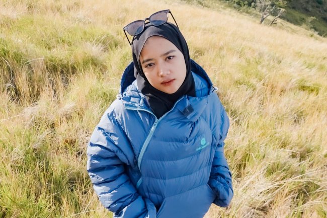 Sosok Ocha Nugraha Berawal dari Model kini Menjadi Pendaki Content Creator