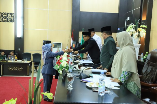 Fraksi Partai Nasdem DPRD Kota Solok sampaikan Pandangan Umum Perubahan APBD tahun 2024