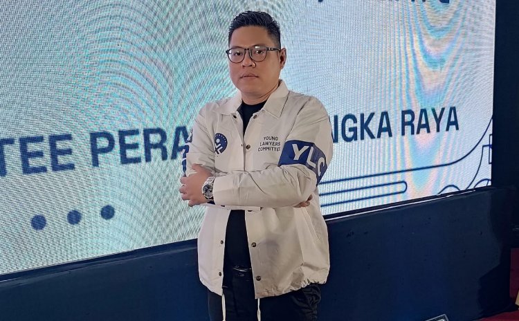 Okto Hassibuan  Rermi Lantik Oky Lampe Sebagai Ketua Young Lawyers Committee (YLC) Cabang Peradi Palangka Raya
